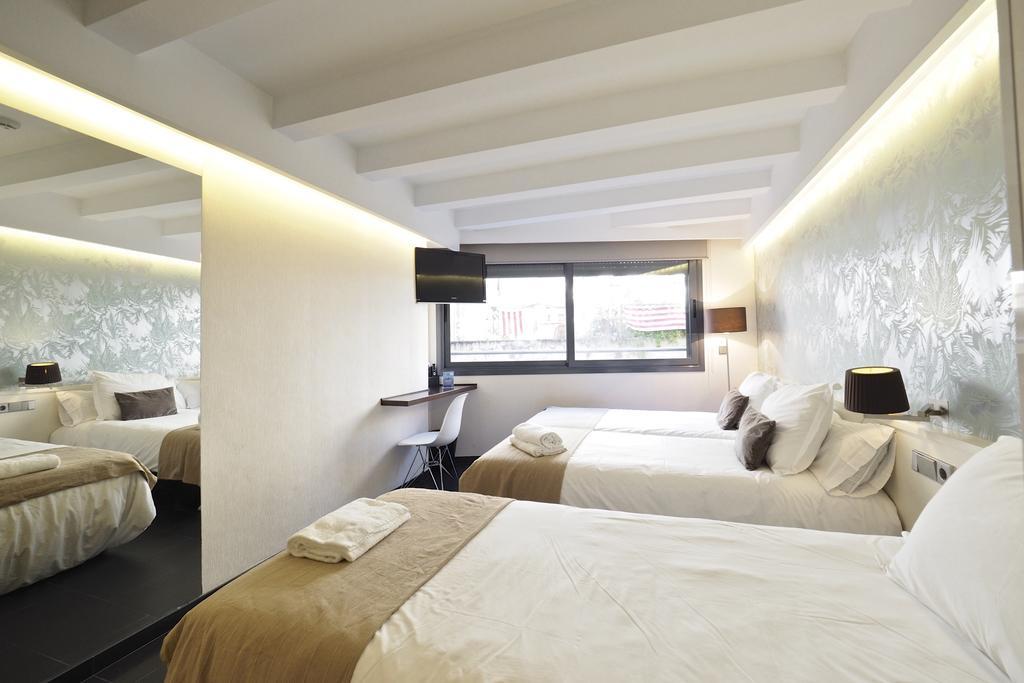 Barcelona Fifteen Central Aparthotel Екстер'єр фото