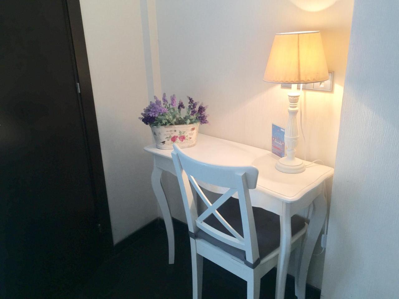 Barcelona Fifteen Central Aparthotel Екстер'єр фото